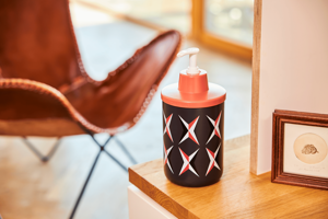 Sterillium® Protect & Care Dispenser Mia retro brown